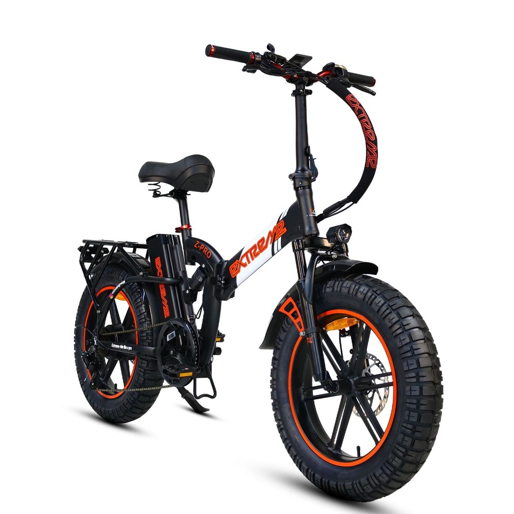 אופניים חשמליים Extreme Z PRO במבט אלכסוני קדמי, עם שלדת אלומיניום מתקפלת ותאורת LED קדמית